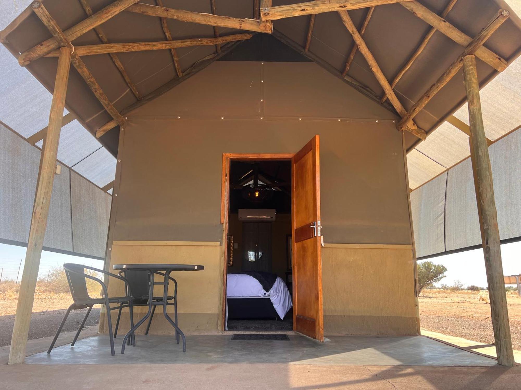 Lapa Lange Game Lodge Mariental Luaran gambar