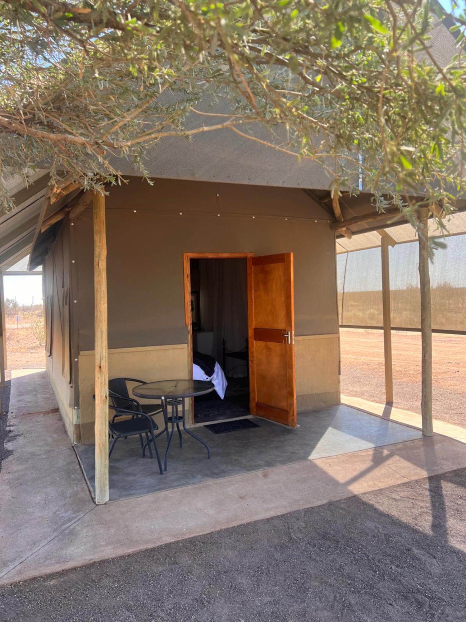 Lapa Lange Game Lodge Mariental Luaran gambar