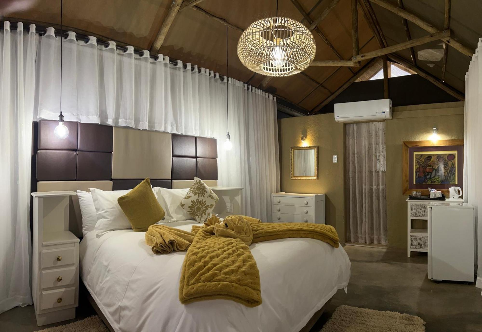 Lapa Lange Game Lodge Mariental Luaran gambar