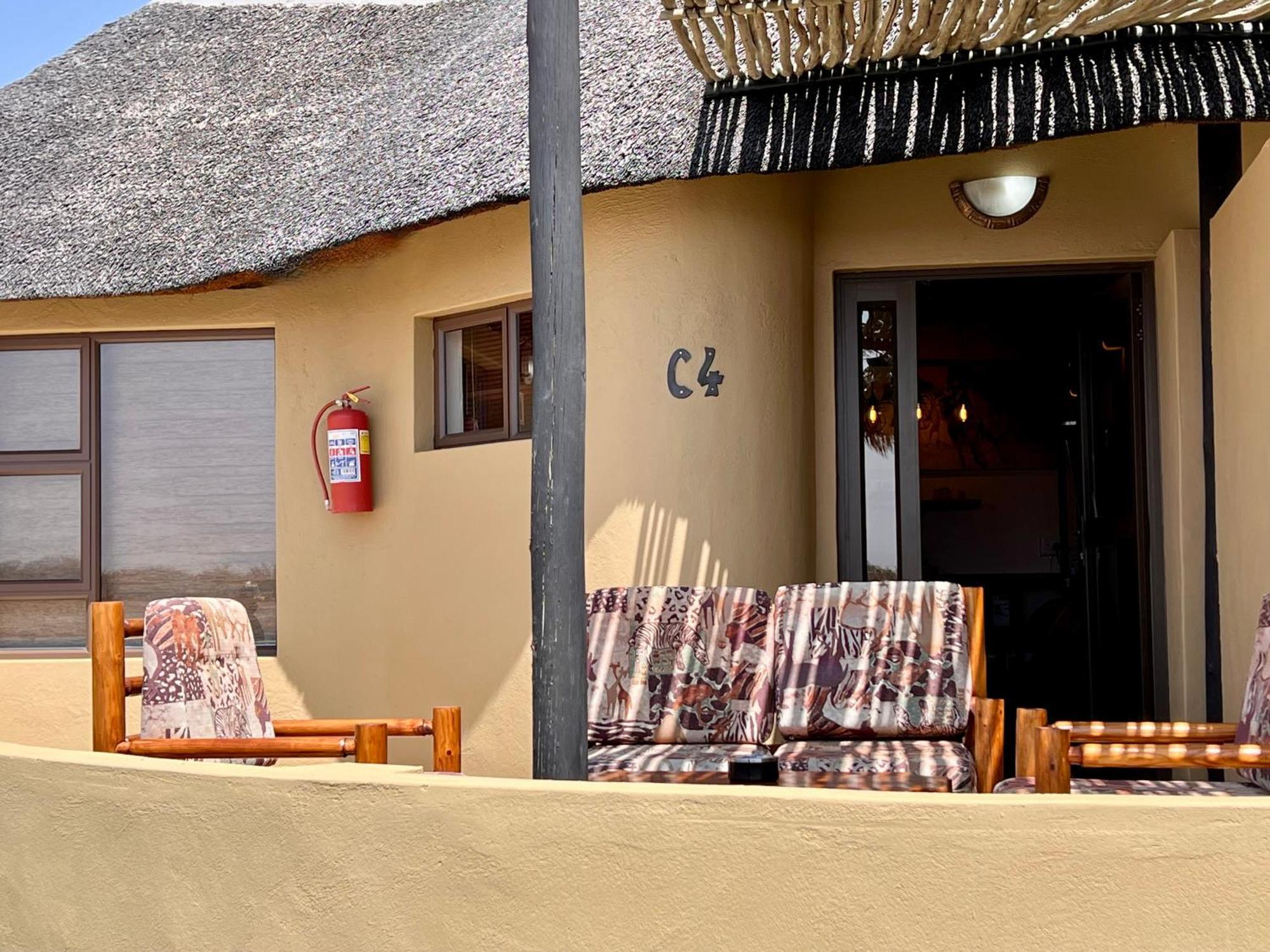 Lapa Lange Game Lodge Mariental Luaran gambar