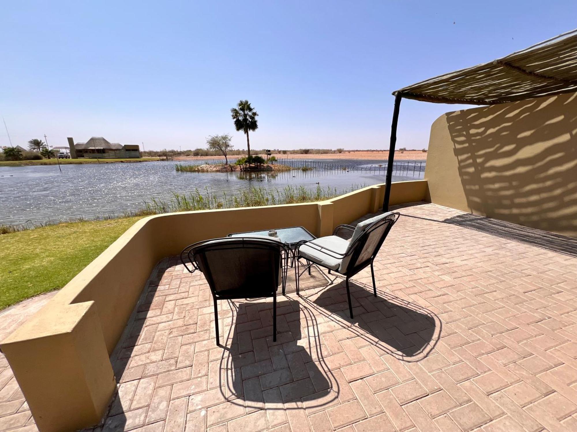 Lapa Lange Game Lodge Mariental Luaran gambar