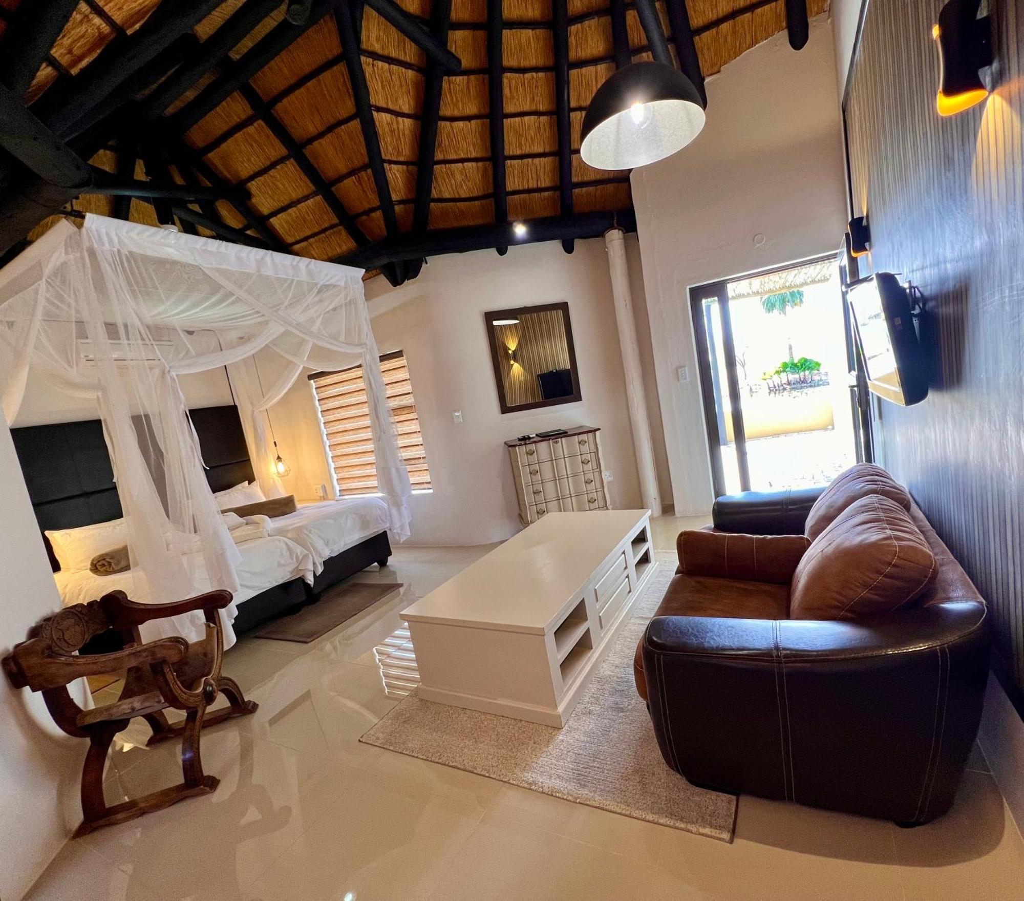 Lapa Lange Game Lodge Mariental Luaran gambar