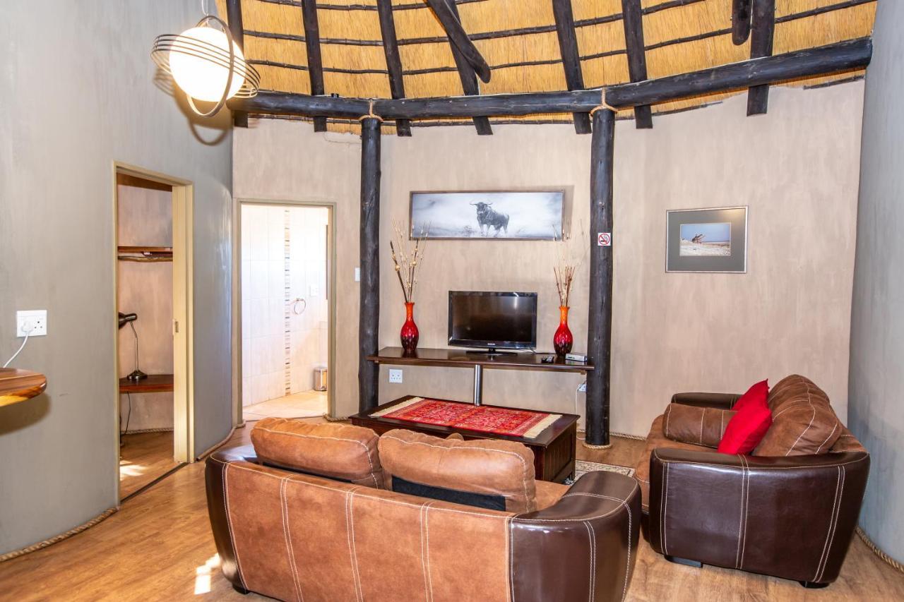 Lapa Lange Game Lodge Mariental Luaran gambar