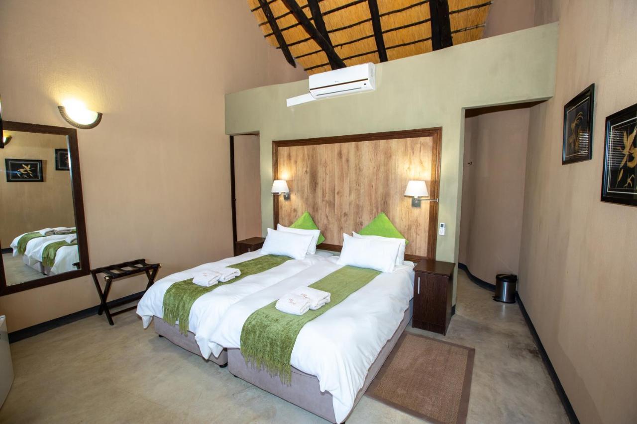Lapa Lange Game Lodge Mariental Luaran gambar