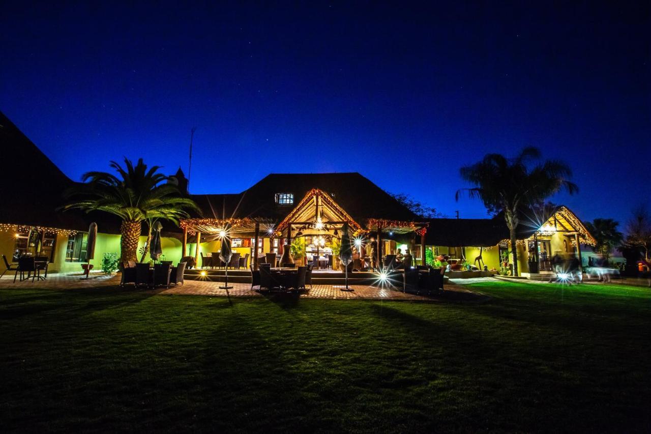Lapa Lange Game Lodge Mariental Luaran gambar