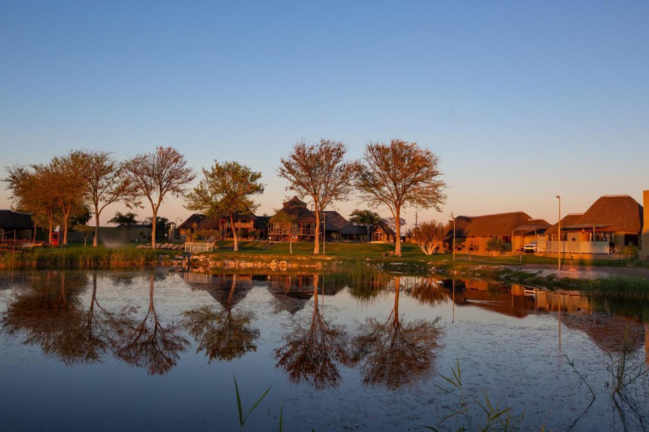 Lapa Lange Game Lodge Mariental Luaran gambar