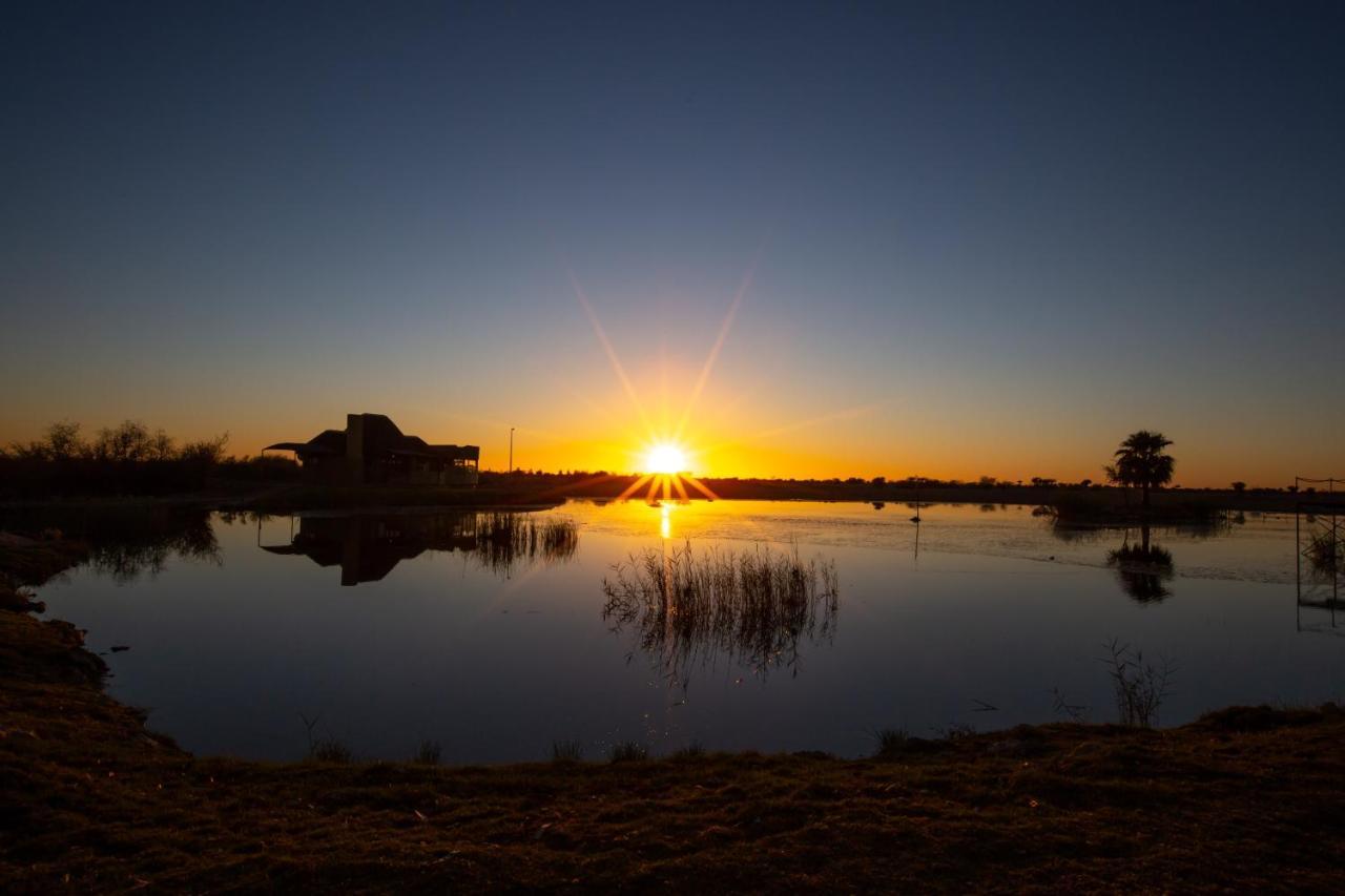 Lapa Lange Game Lodge Mariental Luaran gambar