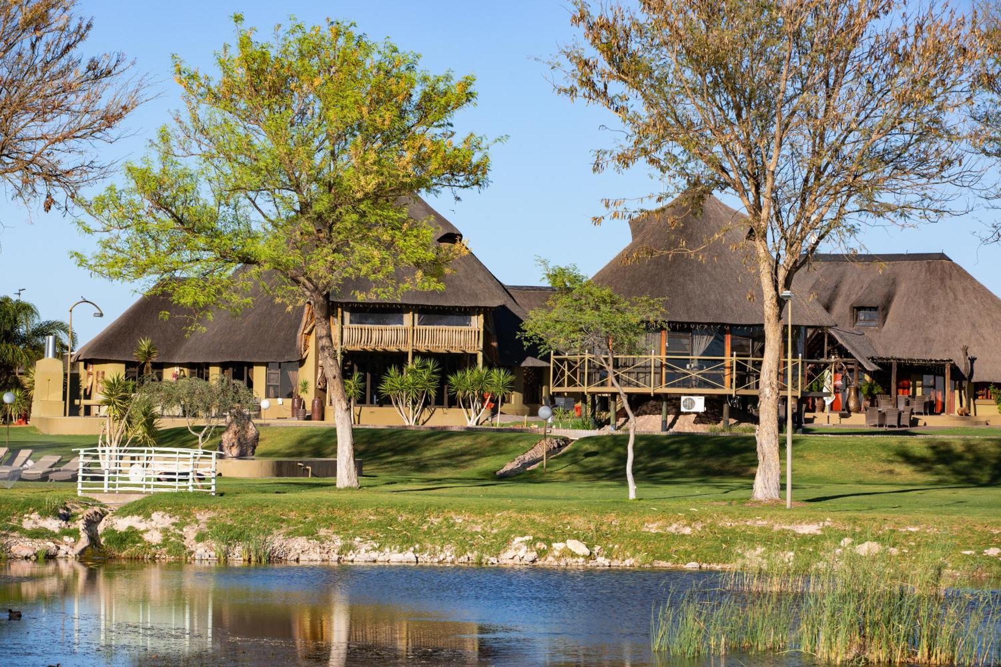 Lapa Lange Game Lodge Mariental Luaran gambar