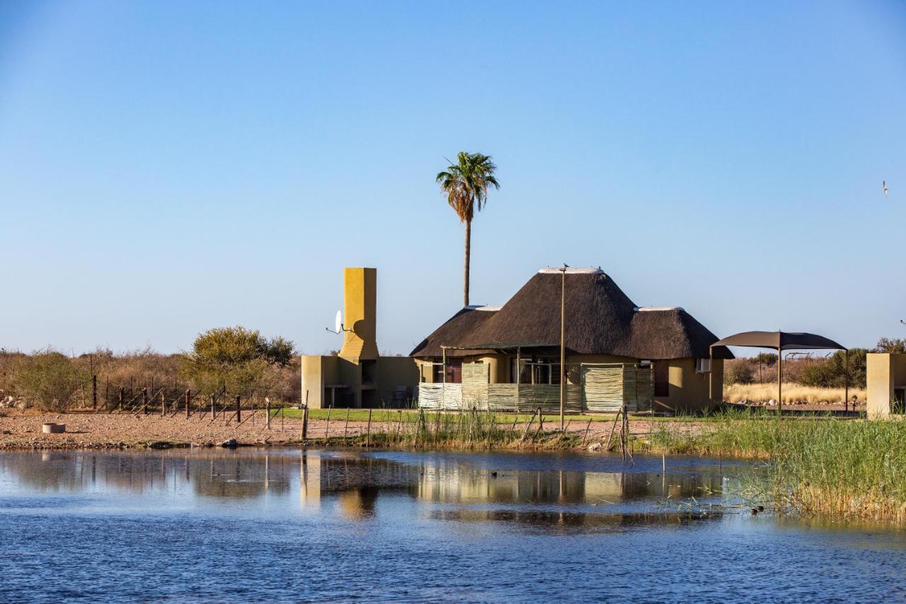 Lapa Lange Game Lodge Mariental Luaran gambar